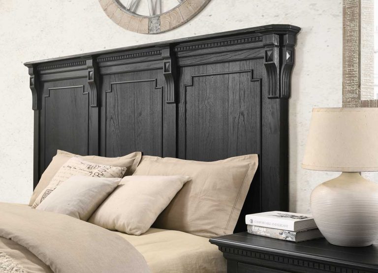 Boston King Bed Aged Black