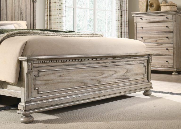 Boston Queen Bed